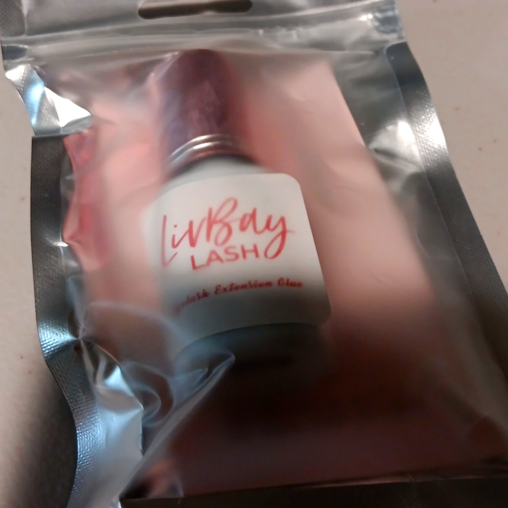 Lash Glue